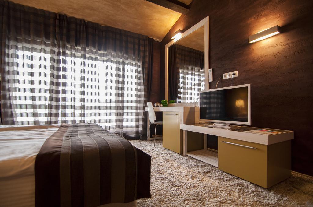 Aparthotel Seasons Glavatarski Han Glavatartsi Rum bild
