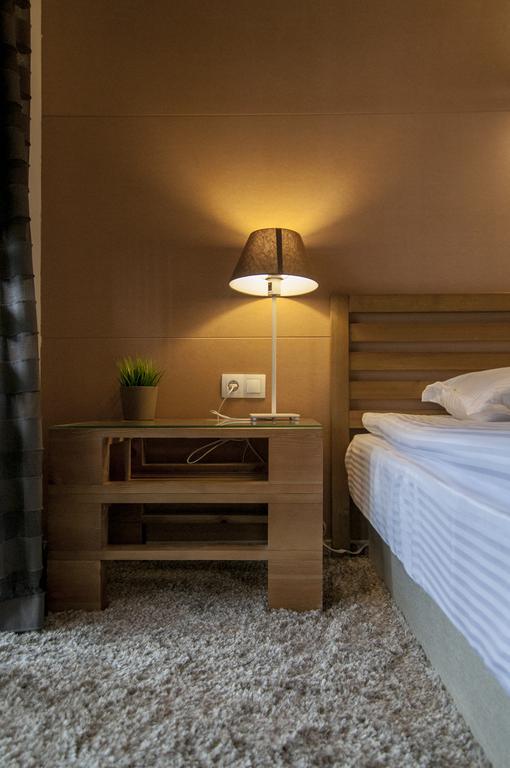 Aparthotel Seasons Glavatarski Han Glavatartsi Exteriör bild