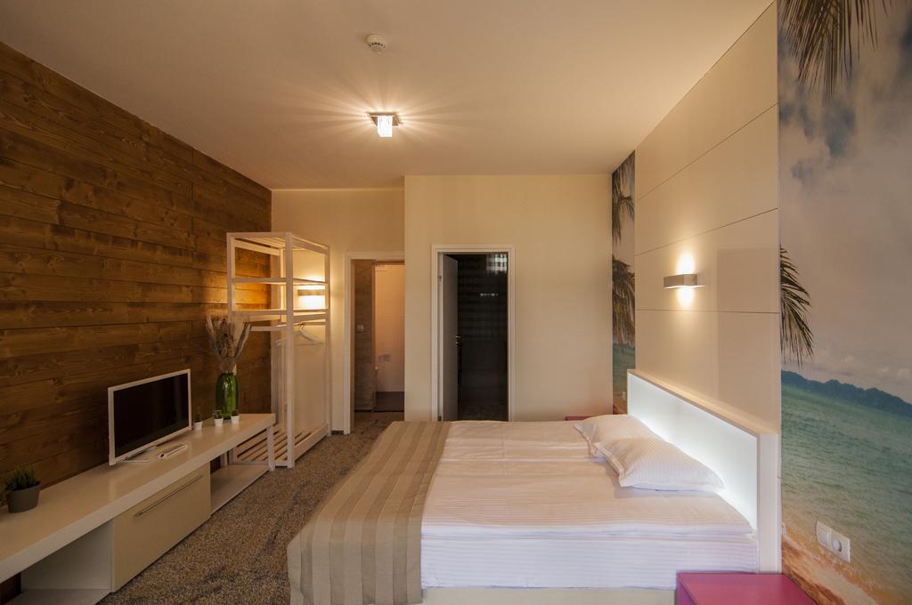 Aparthotel Seasons Glavatarski Han Glavatartsi Exteriör bild