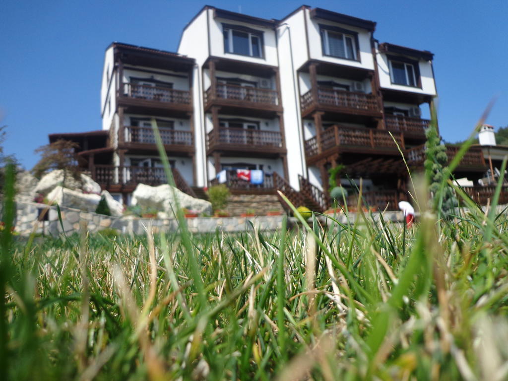 Aparthotel Seasons Glavatarski Han Glavatartsi Exteriör bild