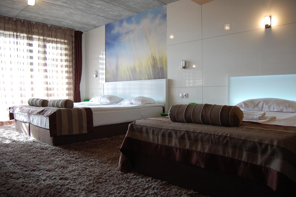 Aparthotel Seasons Glavatarski Han Glavatartsi Exteriör bild