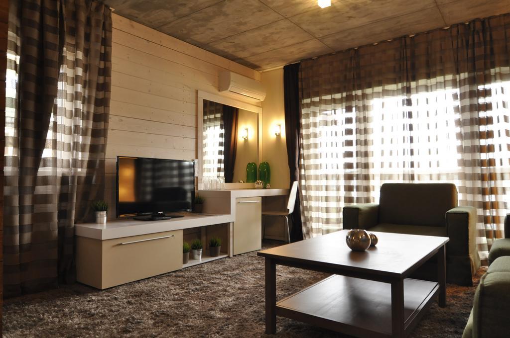 Aparthotel Seasons Glavatarski Han Glavatartsi Exteriör bild