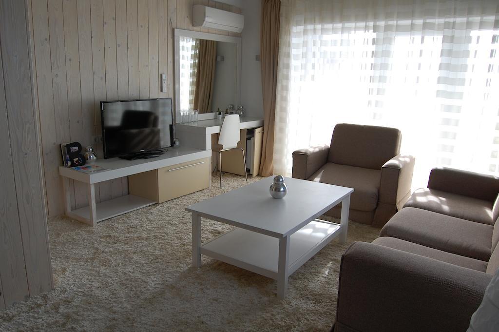 Aparthotel Seasons Glavatarski Han Glavatartsi Exteriör bild