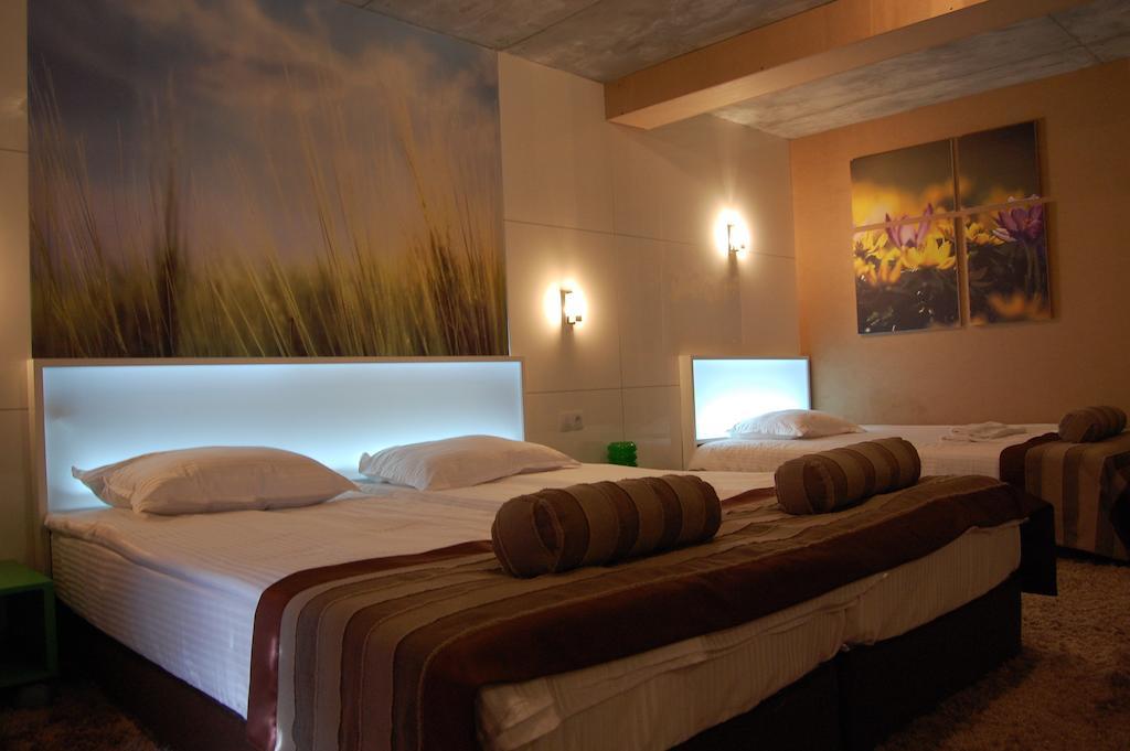 Aparthotel Seasons Glavatarski Han Glavatartsi Exteriör bild
