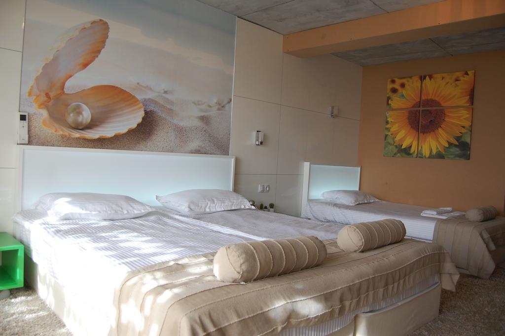 Aparthotel Seasons Glavatarski Han Glavatartsi Exteriör bild